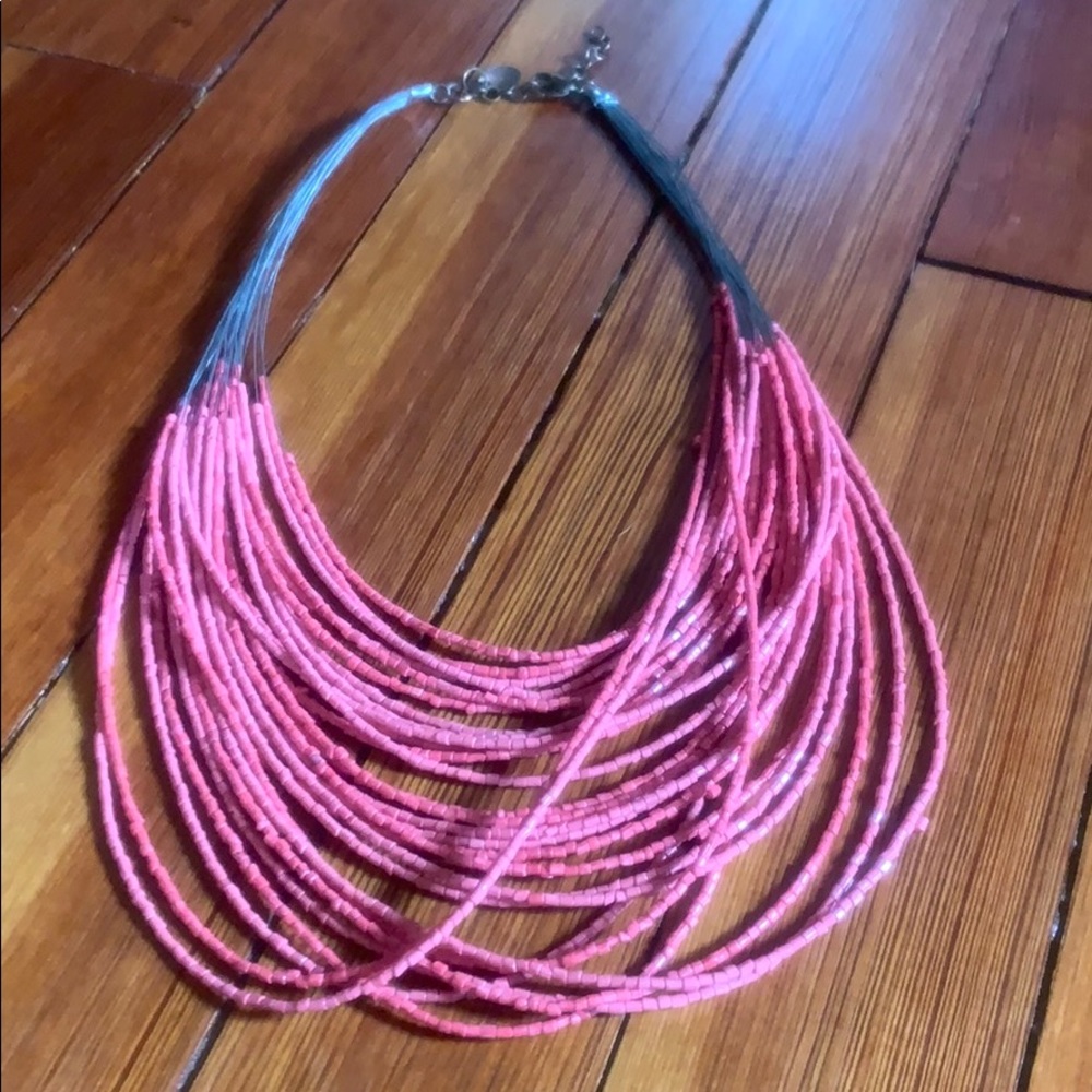 Coral wire necklace